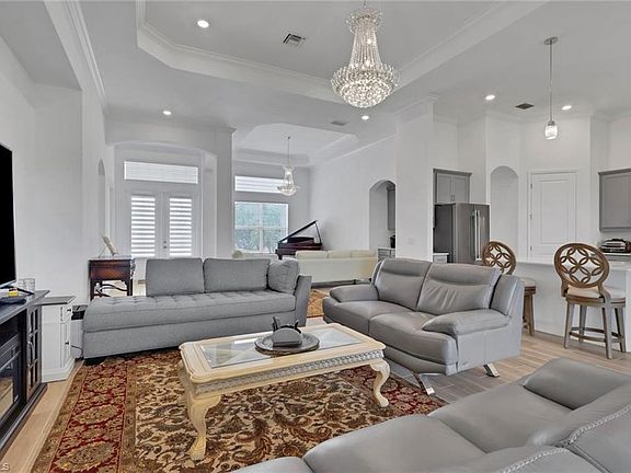 4th image of 6010 Diamonte PL