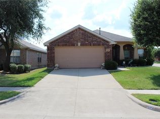 201 Lakehurst Dr, Wylie, TX 75098