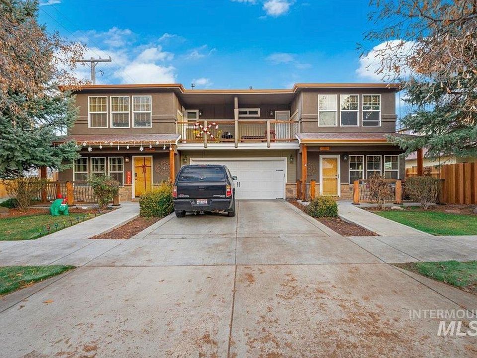 This unit is with the front door on the left.