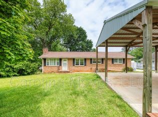 1760 Memorial Drive Ext, Greer, SC 29651