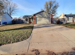 5411 S Mosley St, Wichita, KS 67216