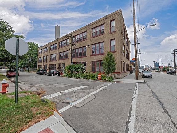 2nd image of 3608 Payne Ave APT 203