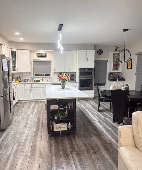 6704 Burnside Ln — Photo 34