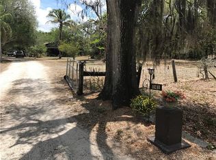 18240 Old Bayshore Rd, North Fort Myers, FL 33917