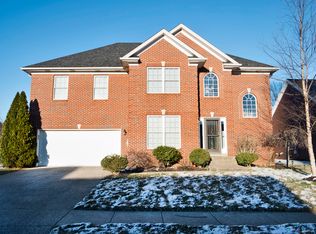 13606 Forest Bend Cir, Louisville, KY 40245