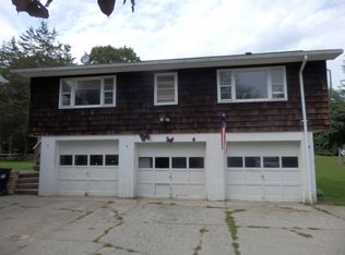 4 Cedar Dell Farm Rd, Wingdale, NY 12594