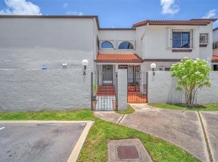 Villa Venezia, Miami, FL 33184