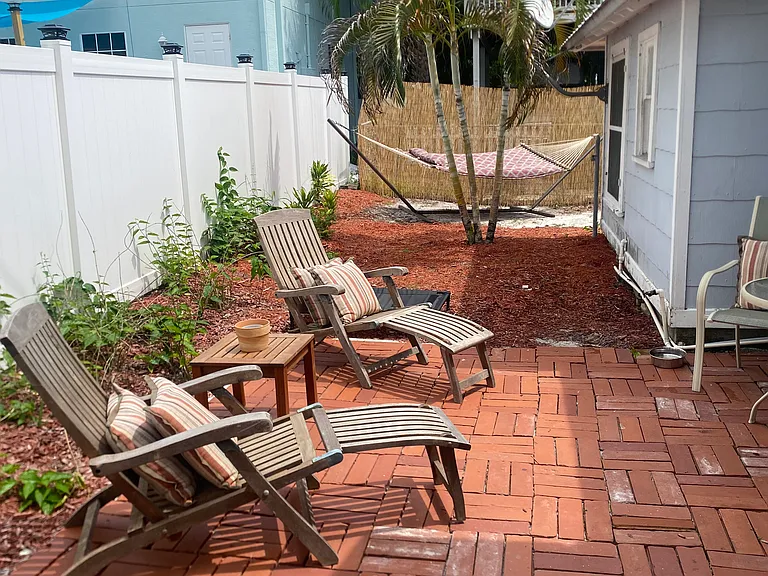 514 SW California Ave — Photo 8