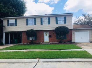 729 Mercedes Pl, Gretna, LA 70056