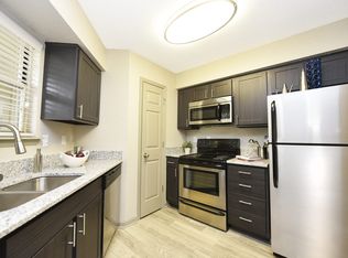 10190 Allisonville Rd #1715, Fishers, IN 46038