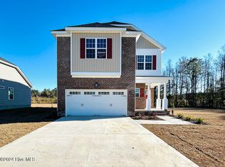 907 Freewoods Ct, Jacksonville, NC 28546