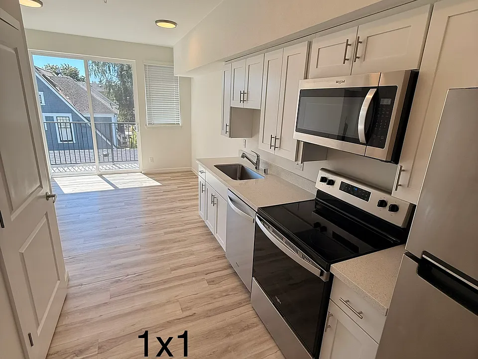 604 S Sheridan Ave #301