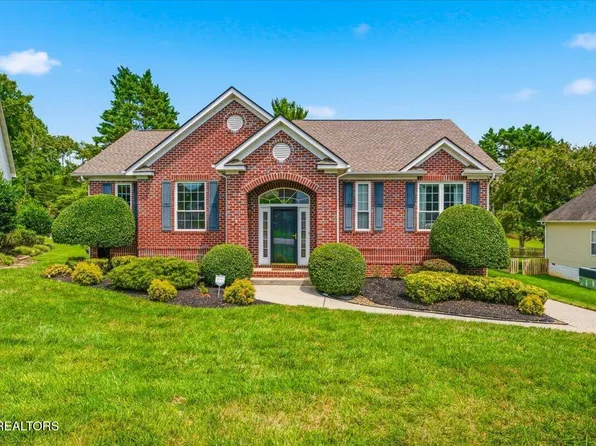 2365 Conners Creek Cir, Knoxville, TN 37932