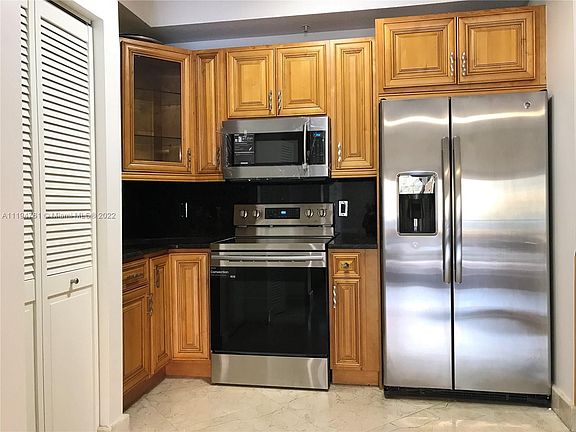 3rd image of 7220 NW 114th Ave #10916