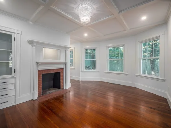 76 Eliot St #1, Milton, MA 02186