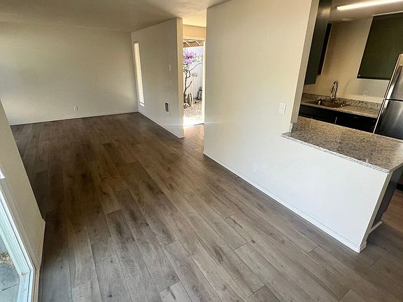 5th image of 889 W 13th Ave #268