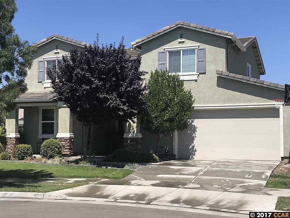 1st image of 15835 Four Corners Ct