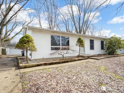 6809 Bluegrass St, Portage, MI, 49024