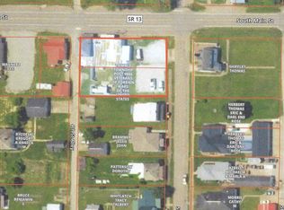 8 W Main St, Glouster, OH 45732