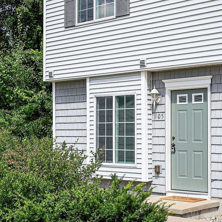 Unit 105, a Desirable End-Unit