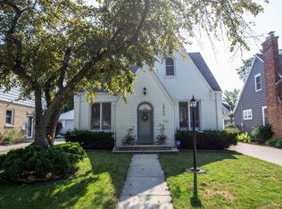 2956 N 70th St, Milwaukee, WI 53210