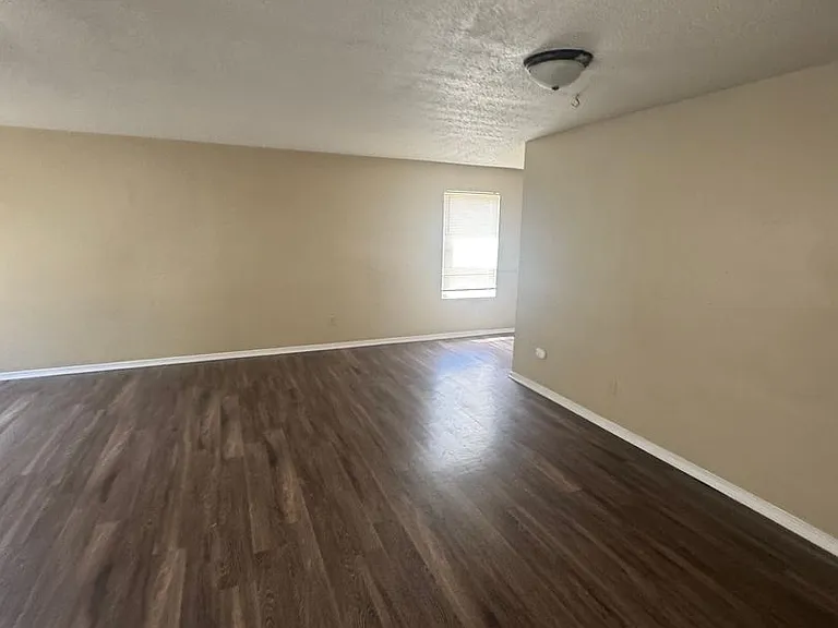 2835 Toehill Cv — Photo 31