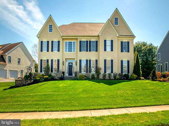 2nd image of 5 Berkshire Ct Lot 13