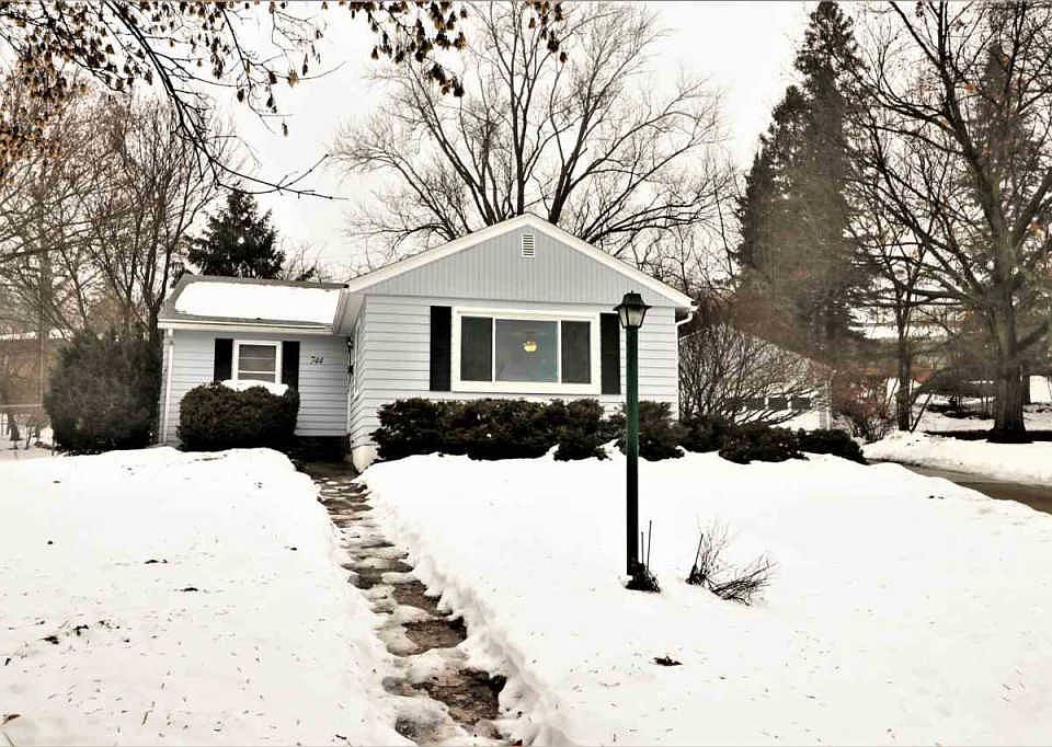 1st image of 744 Bohm Ct