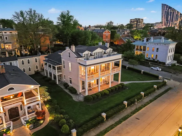 403 Riverside Dr, Covington, KY 41011