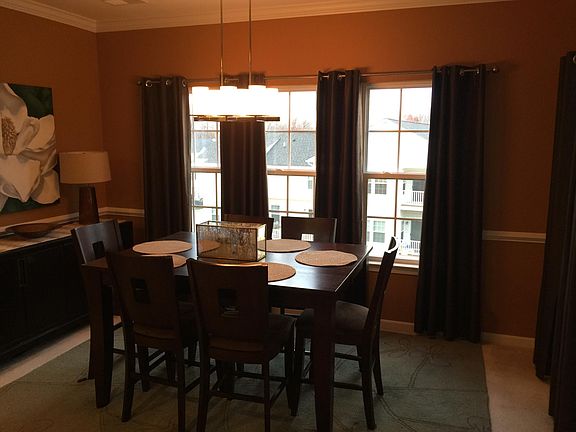 5th image of 43 Tuxford Ln