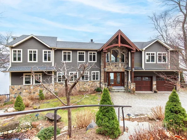 31 Deer Run, New Fairfield, CT 06812