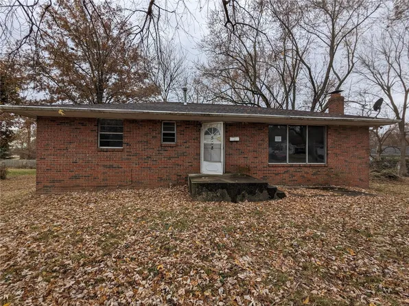 508 E 3rd St, Lebanon, IL 62254
