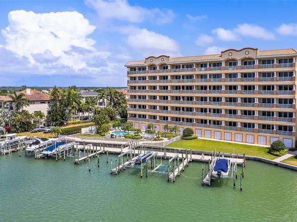 17745 Gulf Blvd APT 303, Redington Shores, FL 33708