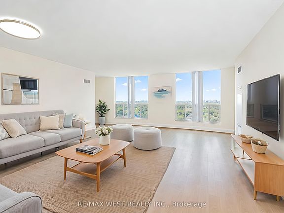 3rd image of 23 Lorraine Dr #2105