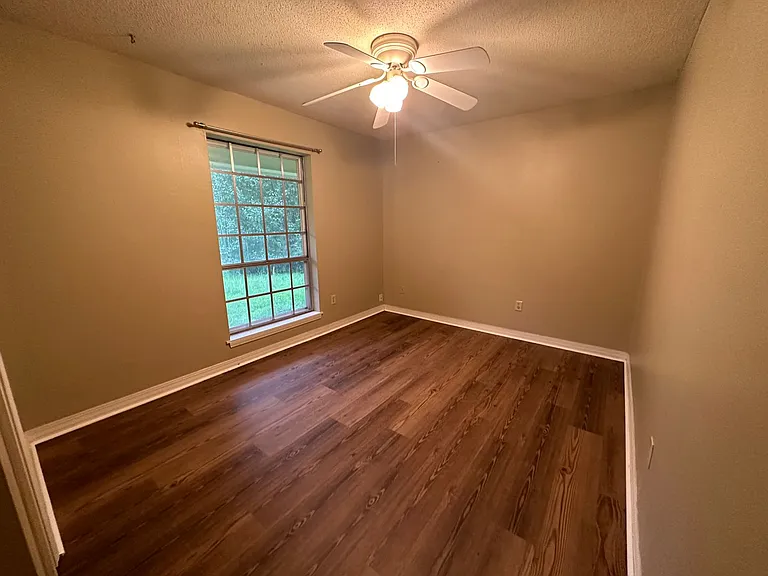 9781 Monticello Dr — Photo 9