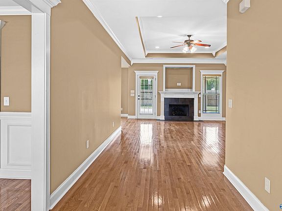 3rd image of 206 Wes Ashley Dr