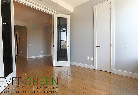 4th image of 1144 Bushwick Ave APT 4L