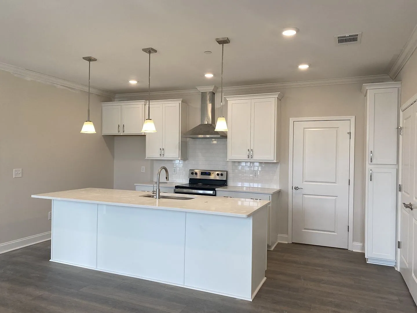 Beautiful New Build in Nolensville — Photo 4