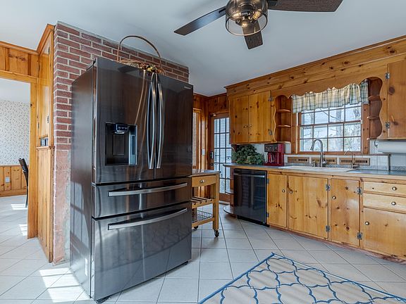 5th image of 14 Main Street