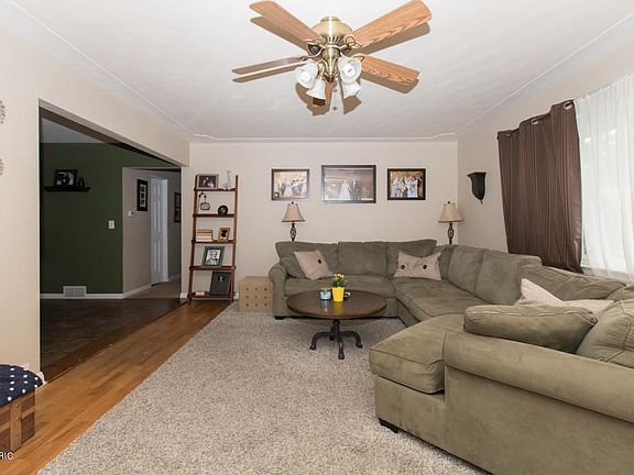 2nd image of 149 Oriole Dr