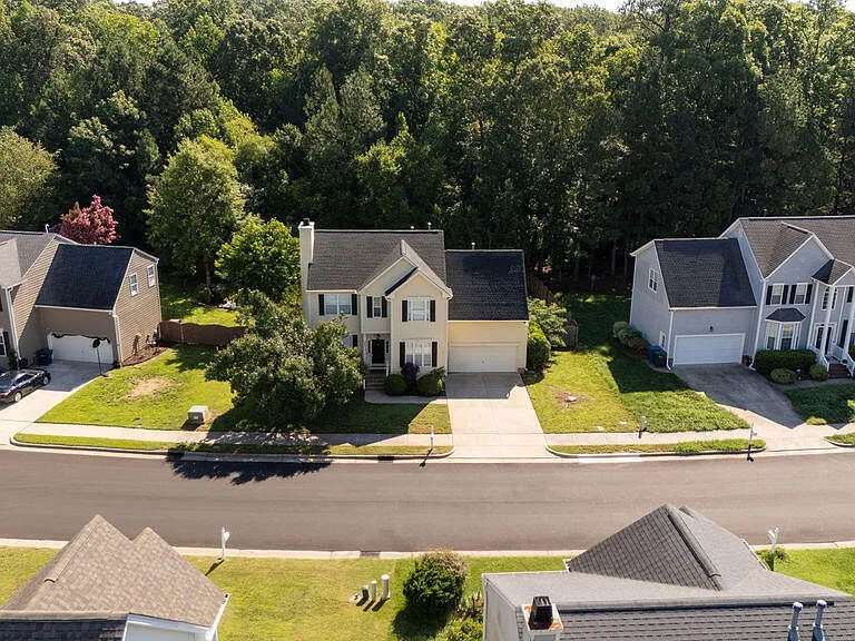 5803 Whisperwood Dr — Photo 42
