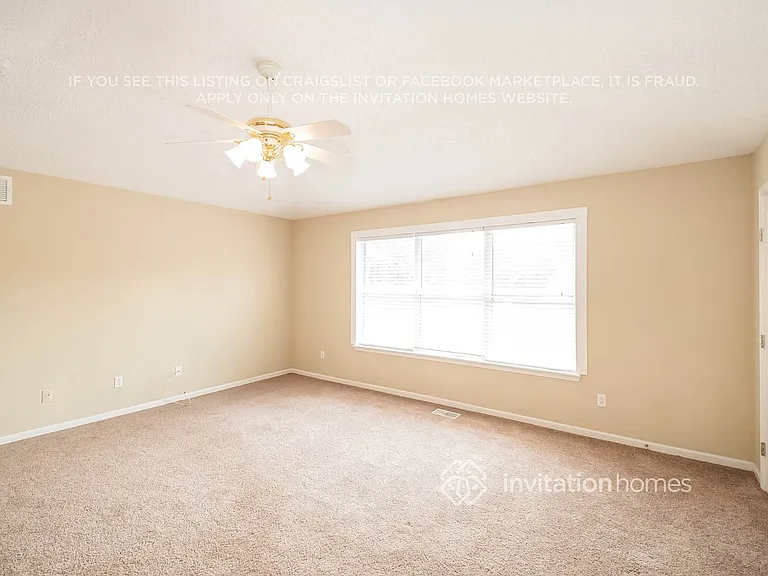 812 Lapoma Way — Photo 14