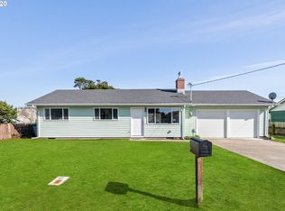 1248 NW Nye St, Newport, OR 97365