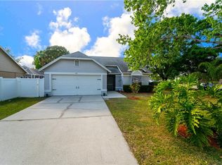 512 49th St E, Bradenton, FL 34208