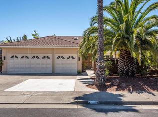 555 Skiff Cir, Redwood City, CA 94065