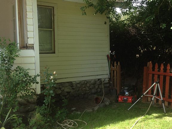 5th image of 707 2nd Ave N