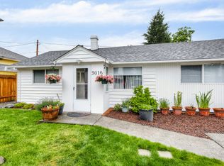 3016 Porter St, Enumclaw, WA 98022