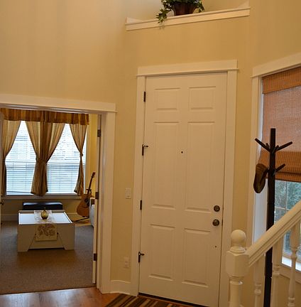 16 Foot ceiling in entry