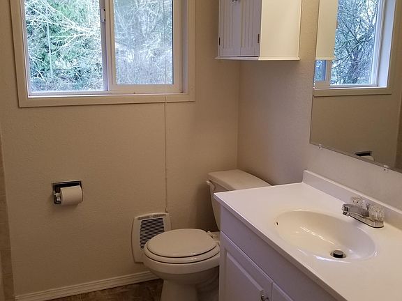 4th image of 8302 Stoner Ln SE #A