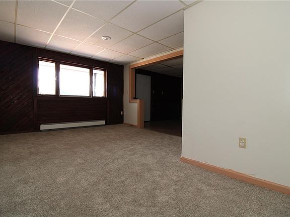 4th image of 442 E Kline Ave